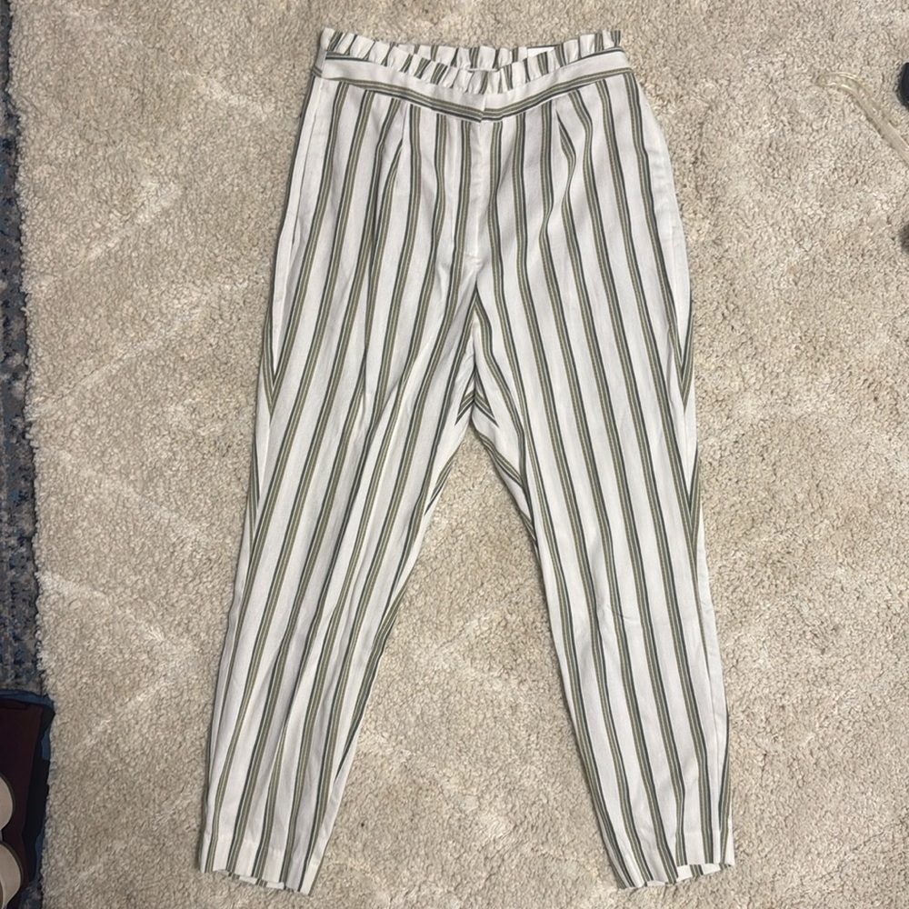NWT Women’s Express Ankle high rise cream, white and green size 4S